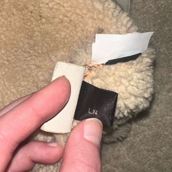 Prada Tote Bag with Sheep Fur - Picture 9 of 16